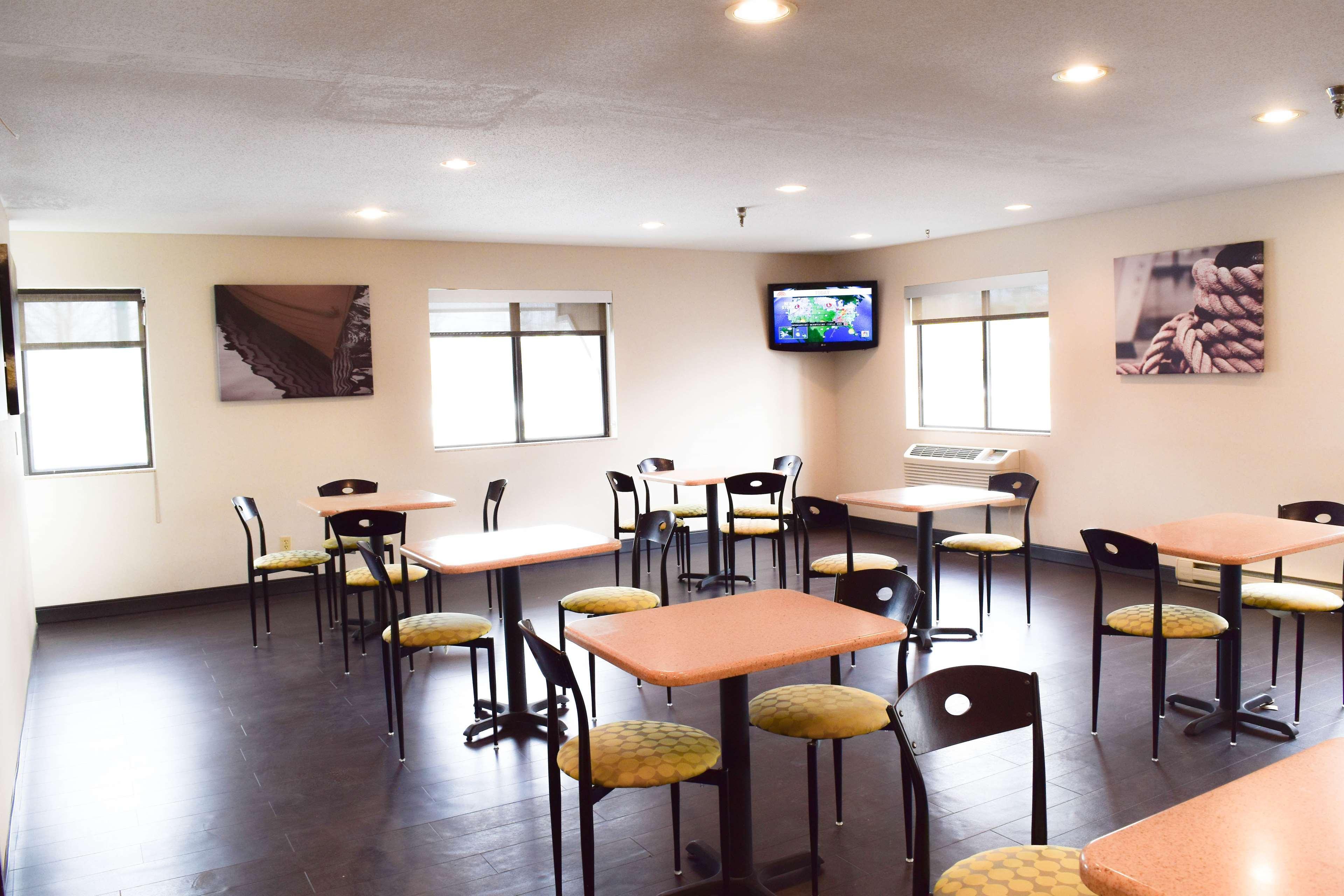 Best Western Providence Warwick Airport Inn Экстерьер фото